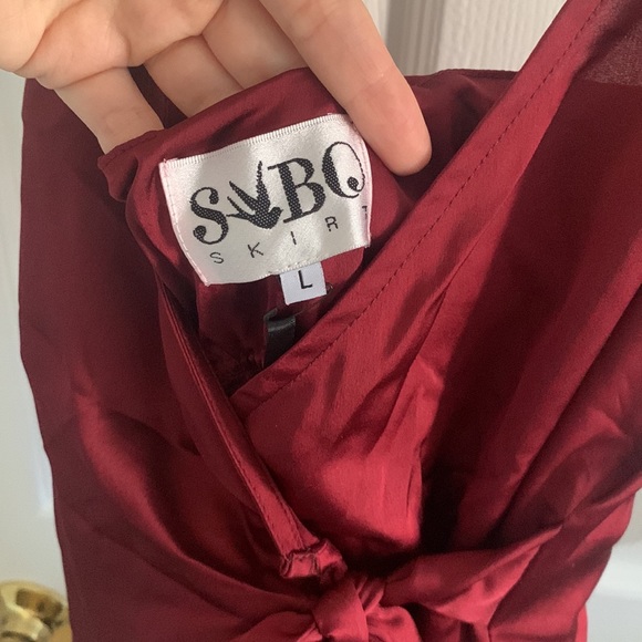 Sabo Skirt Satin Wrap Maxi Dress - red - Picture 5 of 6